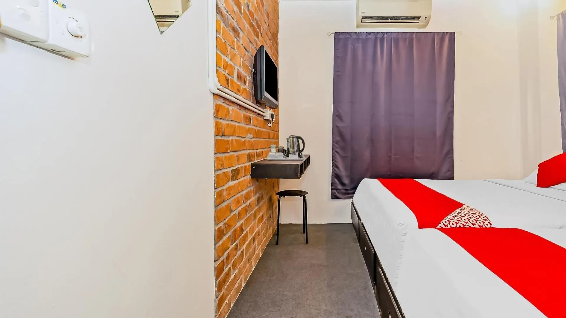 Malacca Super Oyo 44032 Zzz Hotel