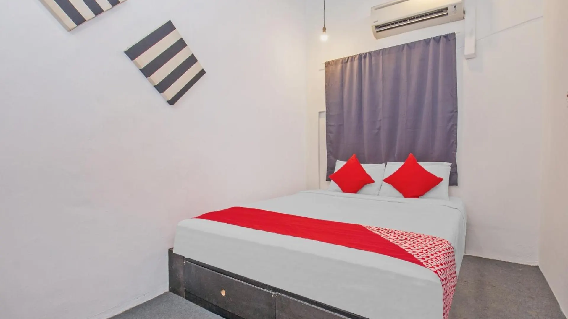 Malacca Super Oyo 44032 Zzz Hotel